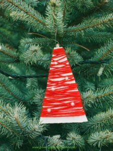 Yarn-Cone-Tree-Ornament-made-of-red-yarn-and-white-paper