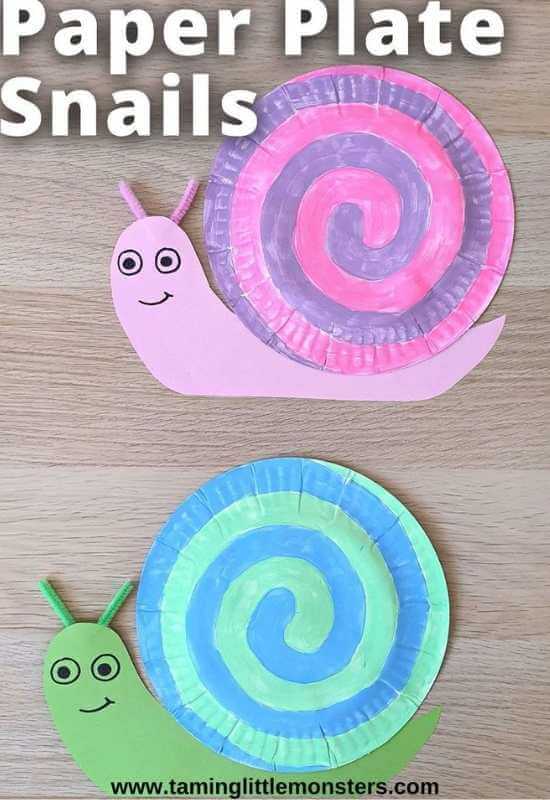 2-paper-plate-snail-made-with-pink-blue-green-paper-colors.