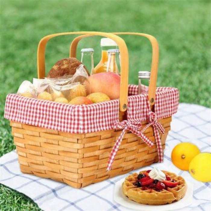 Basket-containing-neccessary-items-for-enjoying-picnic-cute-teacher's-appreciation-basket-ideas.