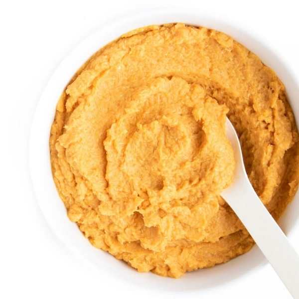 Plate-containing-chicken-potato-puree-in-healthy-homemade-baby-puree-recipes-you-can-freeze.