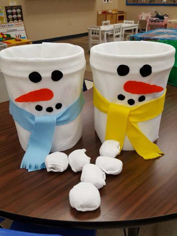 Cottonball-and-snowman-themed-cup.