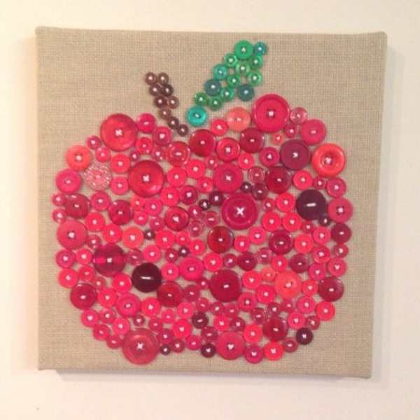 Red-apple-button-craft.