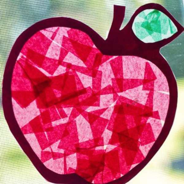 Red-apple-suncatcher.