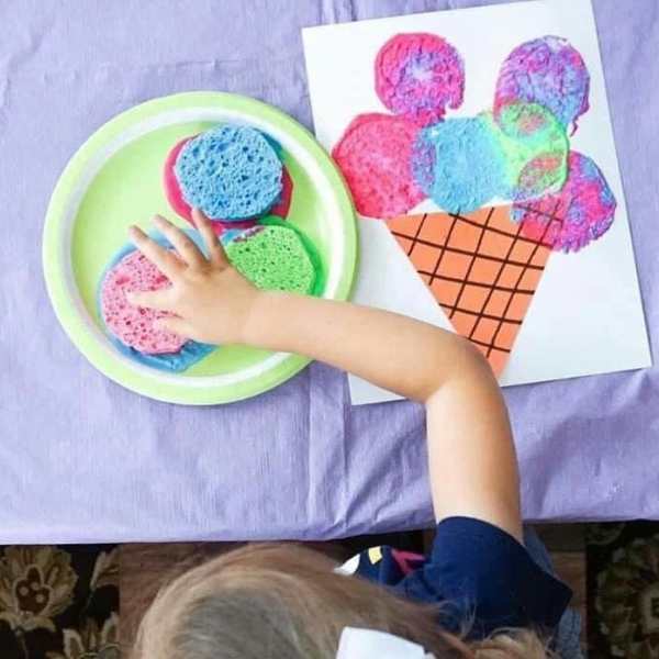 Kid-painting-sponge-painted-ice-cream.
