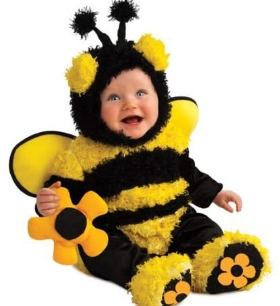 Baby-in-buzzy-bee-costume.