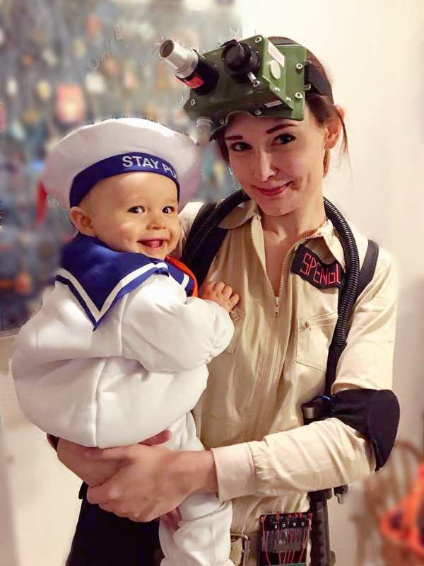 Mom-and-baby-dressed-in-ghostbuster-and-puff-baby