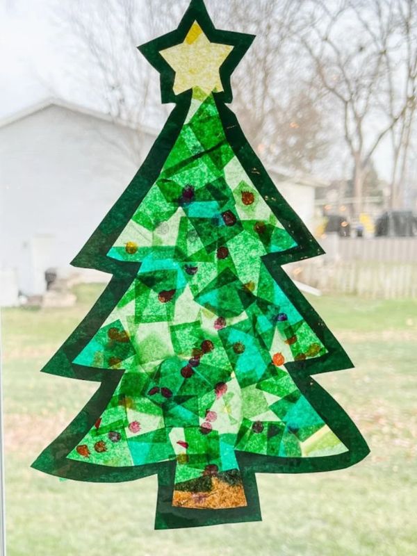 Christmas-tree-stained-glass